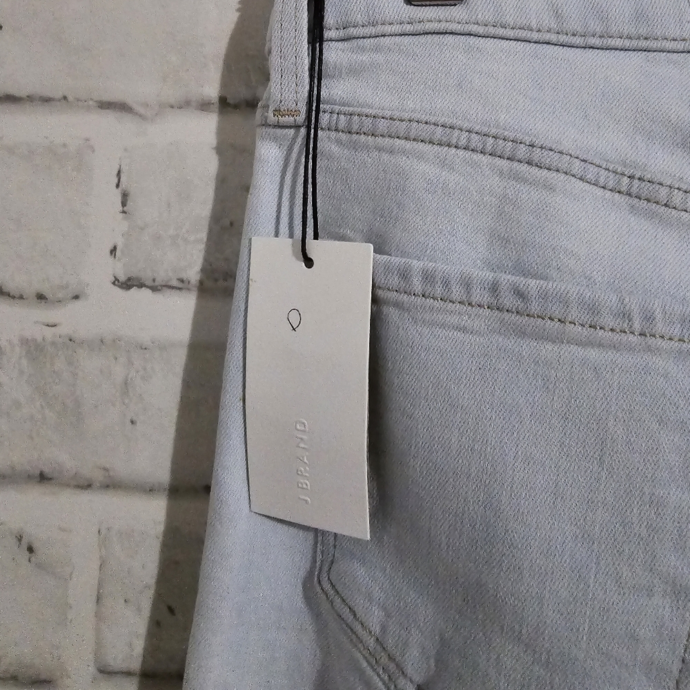 NEW J‎ Brand Adele Midrise Straight Jean Visionary Light Wash size 26 - Picture 9 of 10